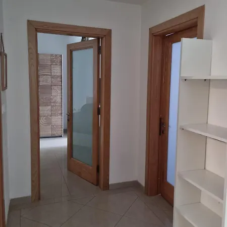 דירה Southern Court